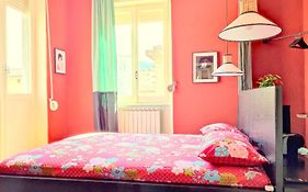 Jolie Rooms